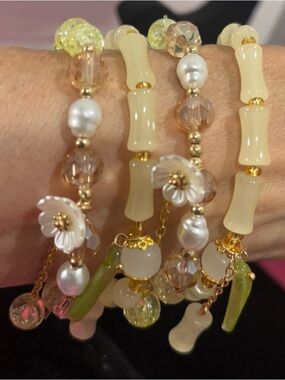 Springtime Yellow Glass Beaded Bamboo Bracelet Set with Floral & Leaf Charms 4p
